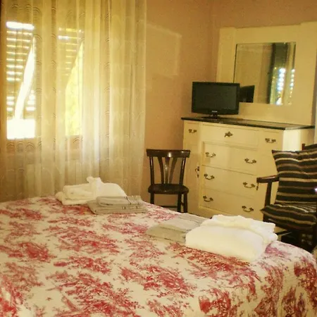 B&B Belleville Alojamento de Acomodação e Pequeno-almoço